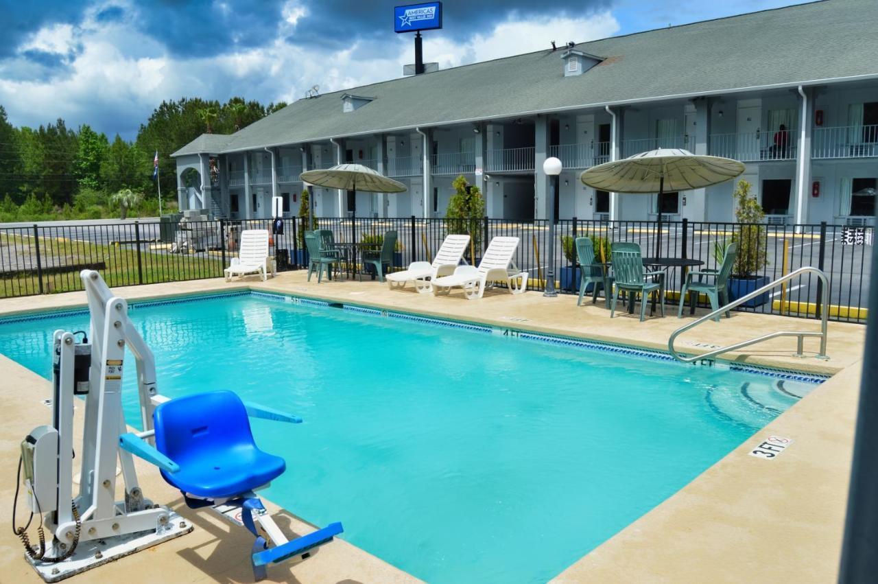 Hotel Days By Wyndham Near Hilton Head