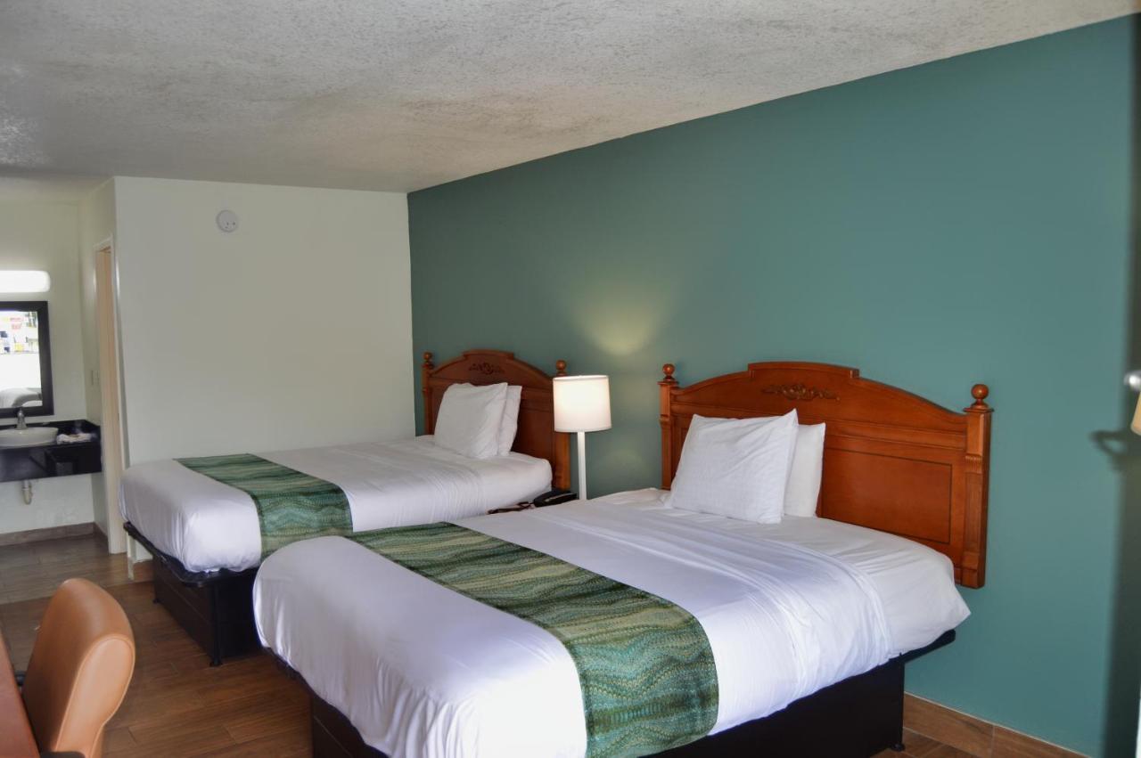 Hotel Days By Wyndham Near Hilton Head 2*